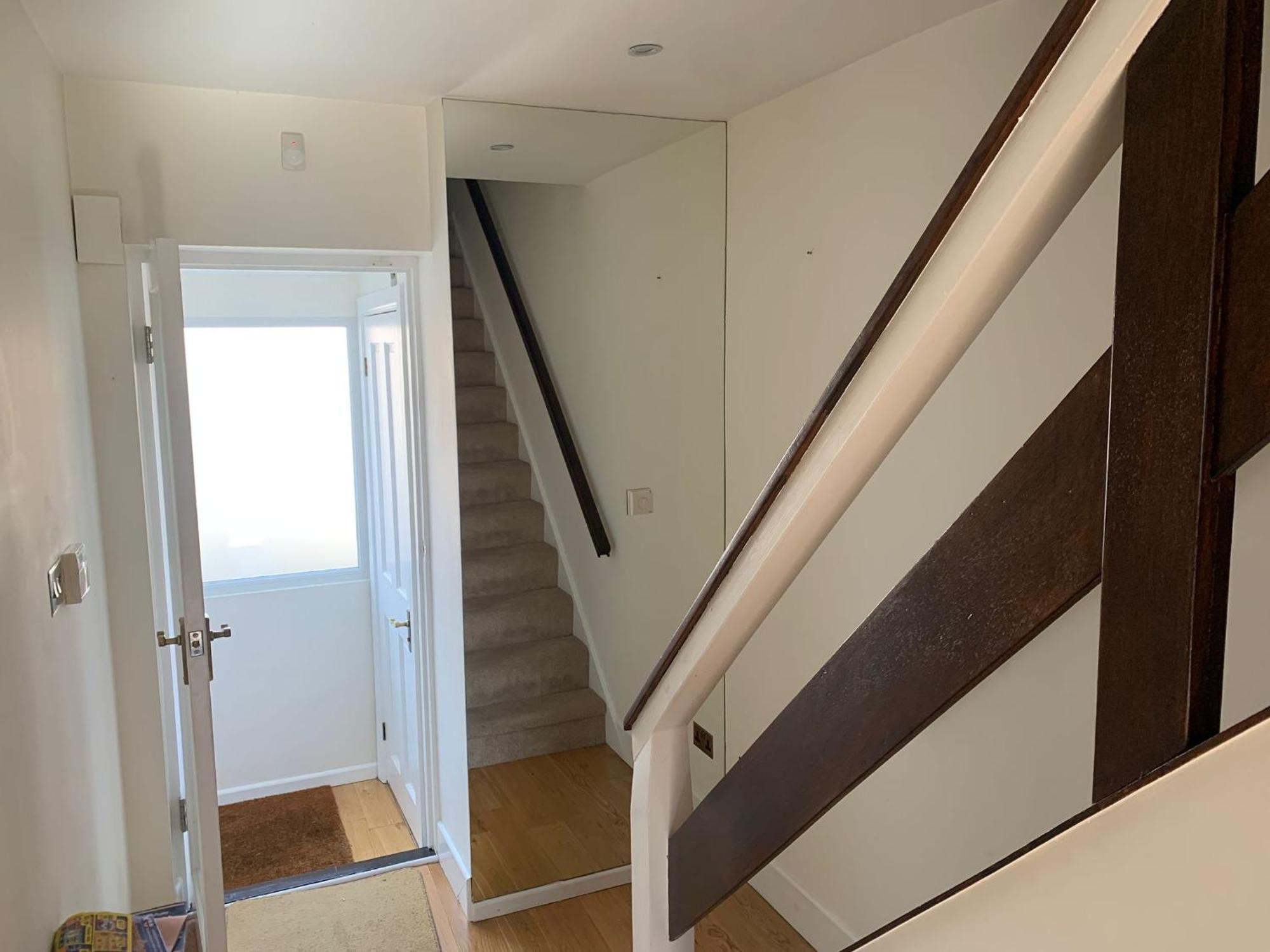 Beaconsfield House, Modern, Recently Refurbished, Self Check-in, Free Parking And Near Luton Airport * Luton (Bedfordshire)