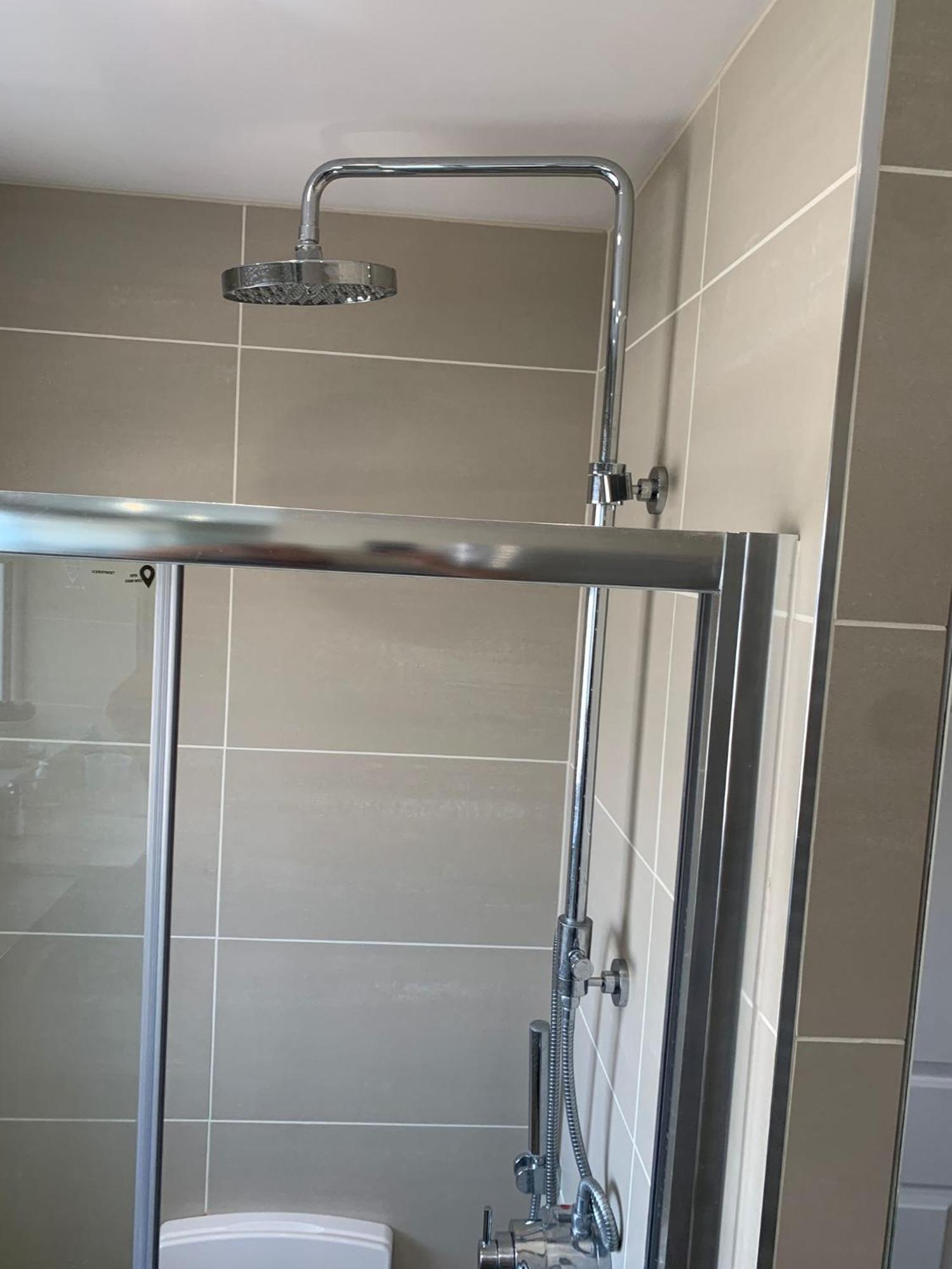 Beaconsfield House, Modern, Recently Refurbished, Self Check-in, Free Parking And Near Luton Airport *