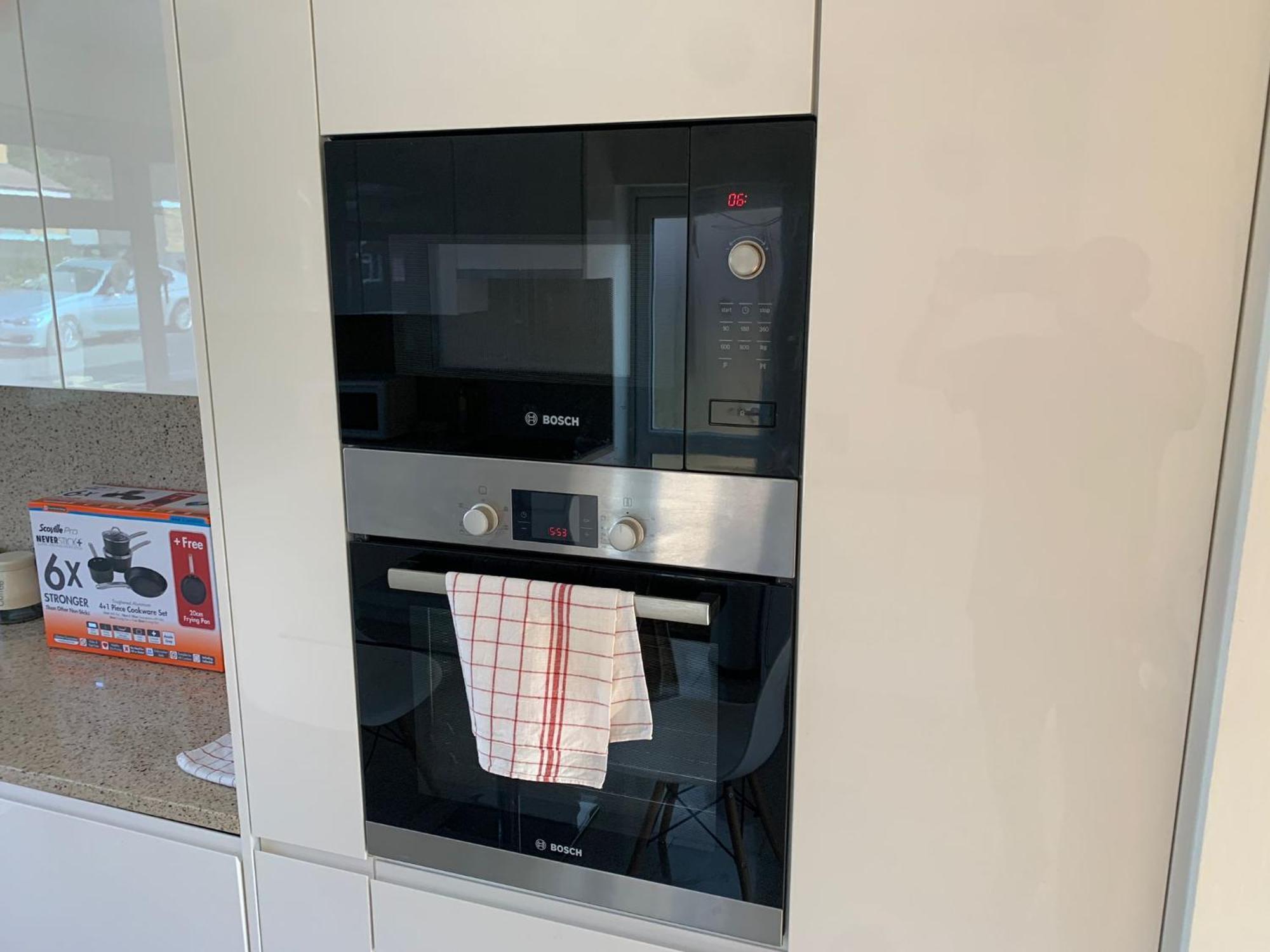 Beaconsfield House, Modern, Recently Refurbished, Self Check-in, Free Parking And Near Luton Airport *