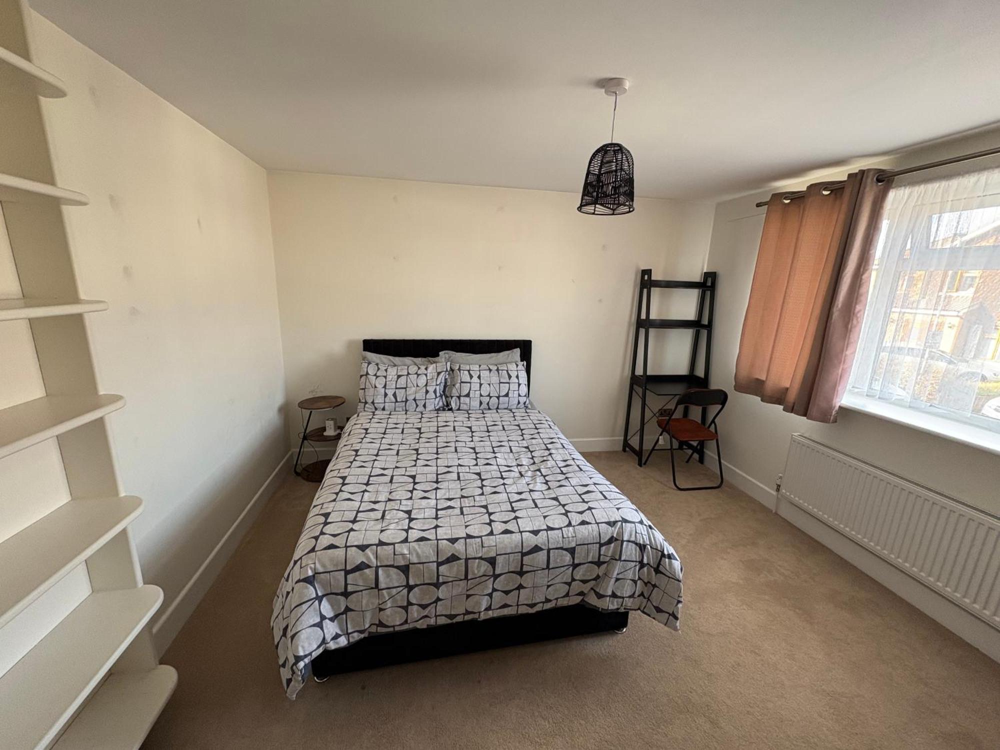 Beaconsfield House, Modern, Recently Refurbished, Self Check-in, Free Parking And Near Luton Airport Guest house Luton (Bedfordshire)